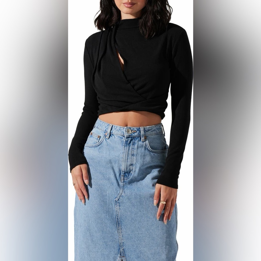 ASTR the Label Black Wrap Blouse